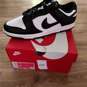 Nike Dunk Low Retro Pandas